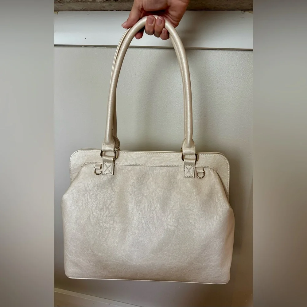 NEW Lena by Cassandra Metallic Cream Diaper Bag with changing pad